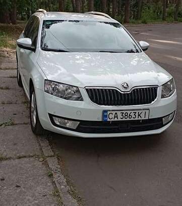 Skoda Octavia                         2016г. в рассрочку