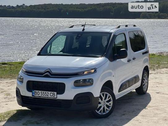 Citroen Berlingo 2020г. в рассрочку