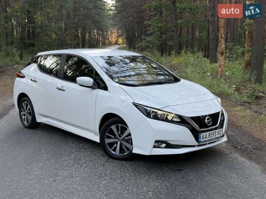 Nissan Leaf                            2022г. в рассрочку