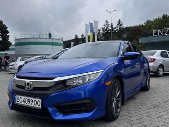 Honda Civic                           2016г. в рассрочку
