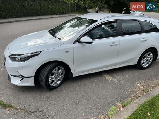 Kia Ceed
                            2022г. в рассрочку