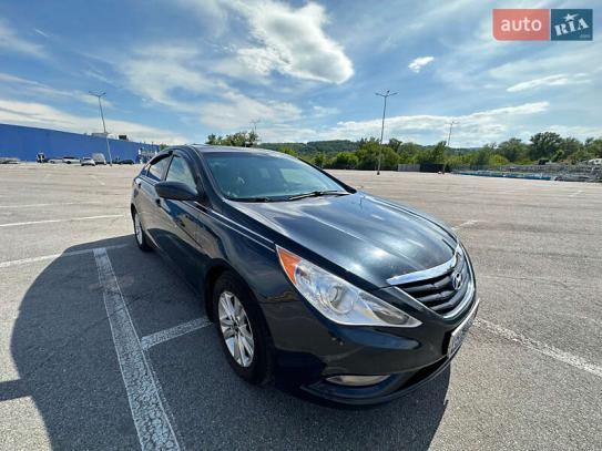 Hyundai Sonata 2012р. у розстрочку