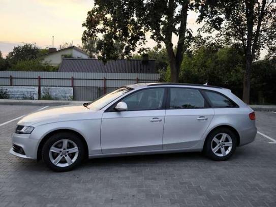 Audi A4                              2008г. в рассрочку