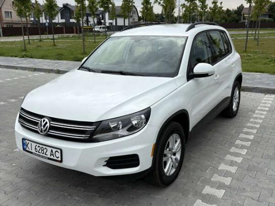 Volkswagen Tiguan 2016р. у розстрочку