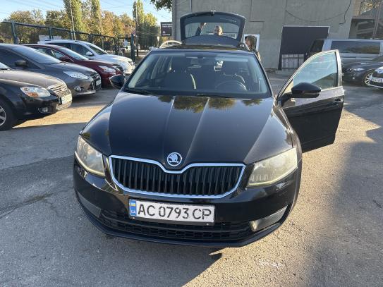 Skoda Octavia 2016г. в рассрочку