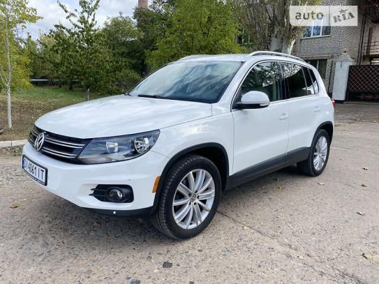 Volkswagen Tiguan 2011р. у розстрочку