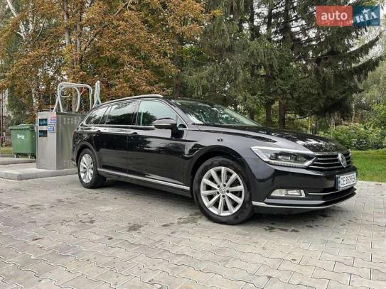 Volkswagen Passat
                          2017г. в рассрочку