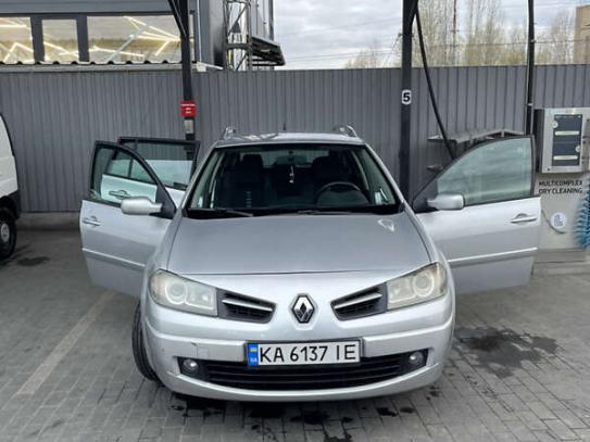 Renault Megane                          2009г. в рассрочку