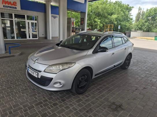 Renault Megane                          2012г. в рассрочку