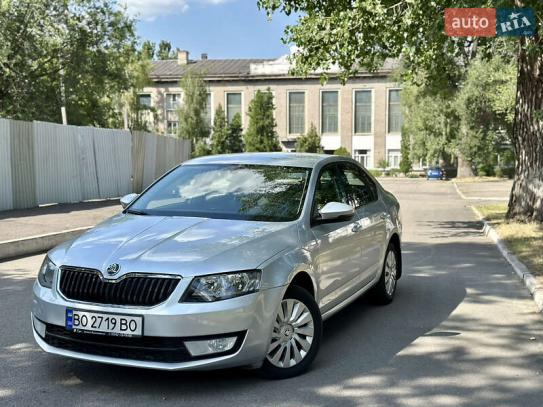 Skoda Octavia                         2014г. в рассрочку