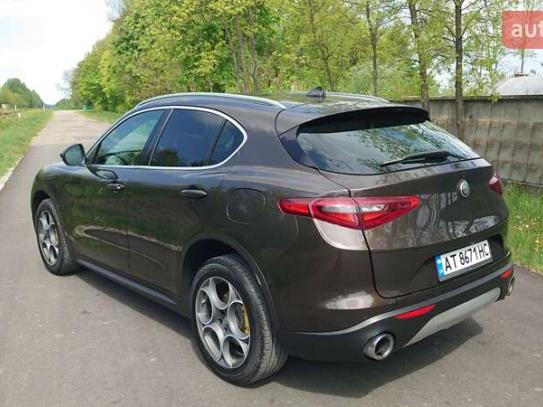 Alfa Romeo stelvio                   2017г. в рассрочку