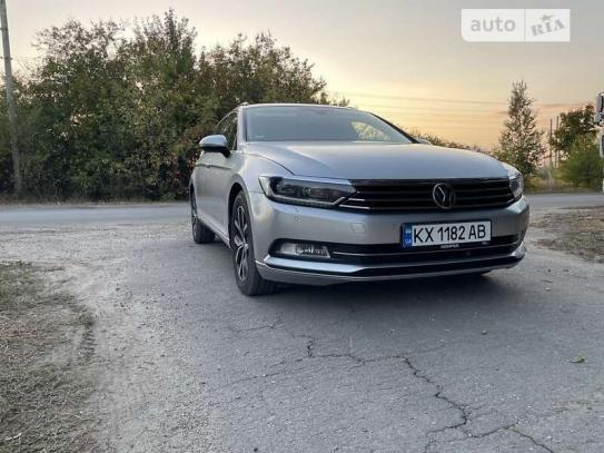 Volkswagen Passat 2019р. у розстрочку