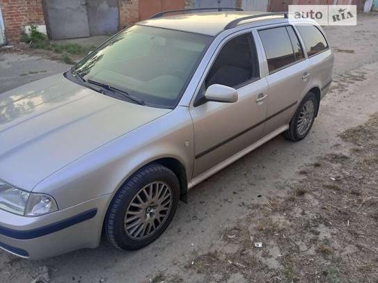 Skoda Octavia 2005р. у розстрочку