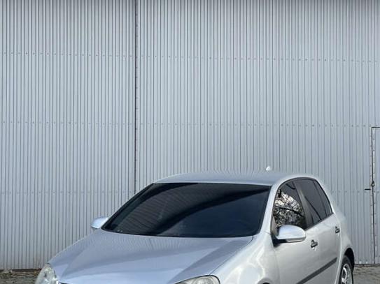 Volkswagen Golf
                            2005г. в рассрочку