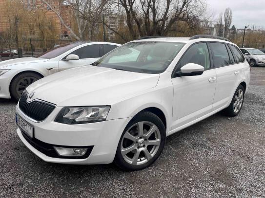 Skoda Octavia                         2013г. в рассрочку