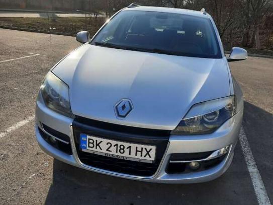 Renault Laguna                          2011г. в рассрочку