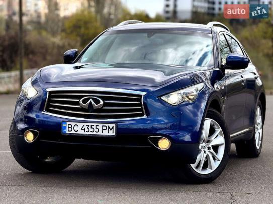 Infiniti Qx70                            2015г. в рассрочку