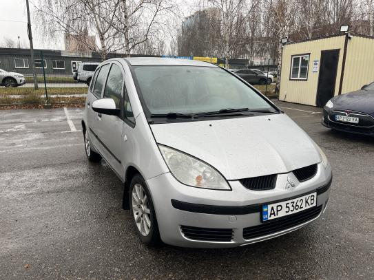 Mitsubishi Colt                            2006г. в рассрочку