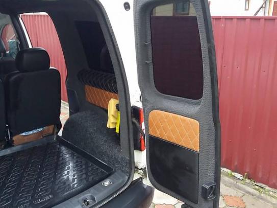 Volkswagen Caddy 2012р. у розстрочку