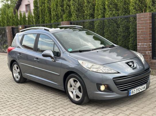 Peugeot 207
                             2010г. в рассрочку