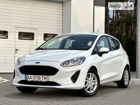 Ford Fiesta 2018г. в рассрочку