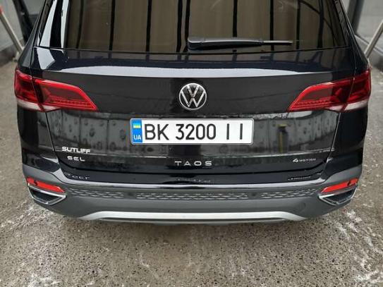 Volkswagen Taos                            2021г. в рассрочку