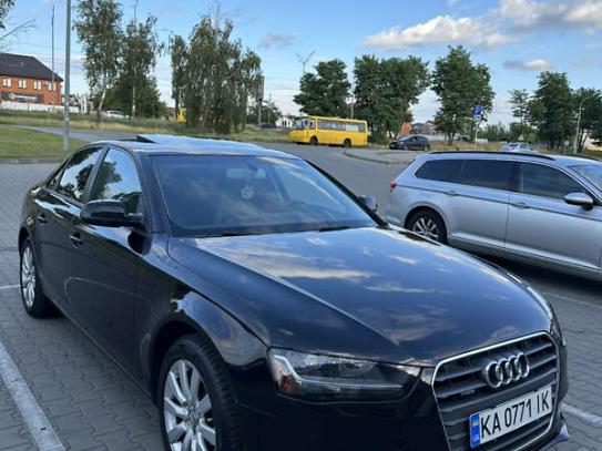 Audi A4                              2013г. в рассрочку