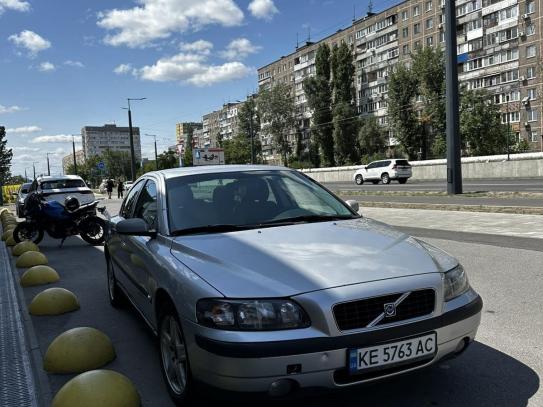 Volvo S60                             2003г. в рассрочку
