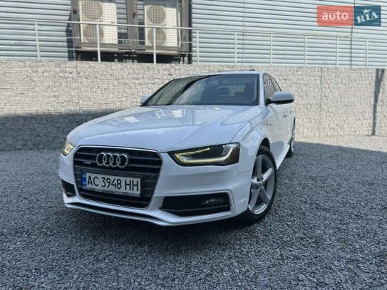 Audi A4                              2015г. в рассрочку