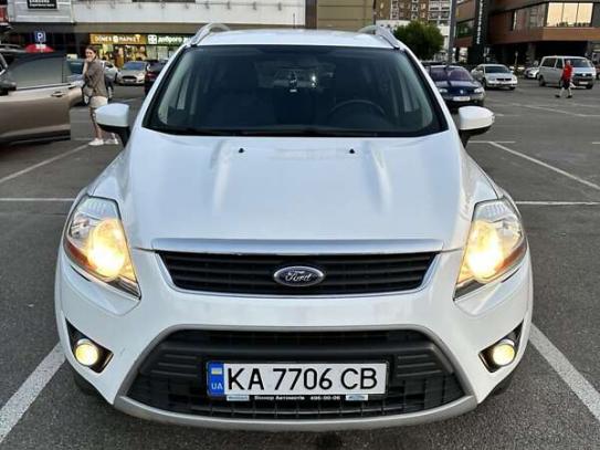 Ford Kuga 2012г. в рассрочку