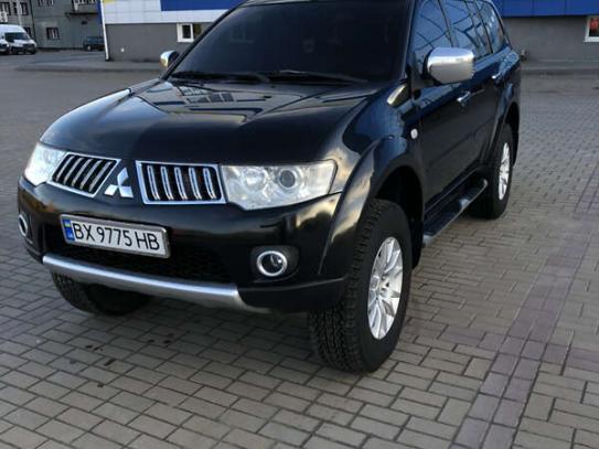 Mitsubishi Pajero sport 2011г. в рассрочку