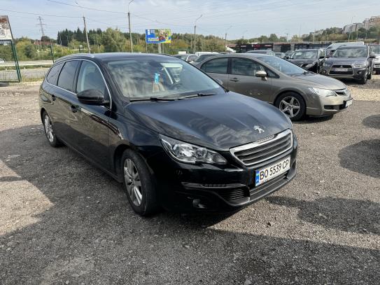 Peugeot 308 2015г. в рассрочку