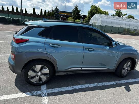 Hyundai Kona
                            2018г. в рассрочку
