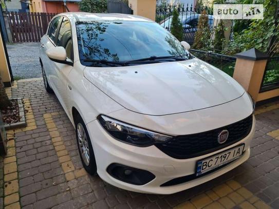 Fiat Tipo 2018р. у розстрочку