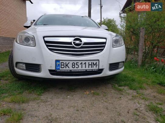 Opel Insignia
                        2012г. в рассрочку