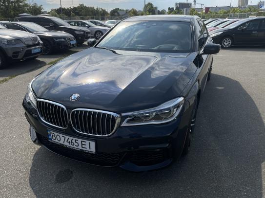 Bmw 750i 2016г. в рассрочку