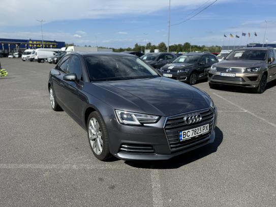 Audi A4 2016г. в рассрочку