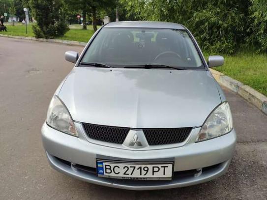 Mitsubishi Lancer                          2006г. в рассрочку