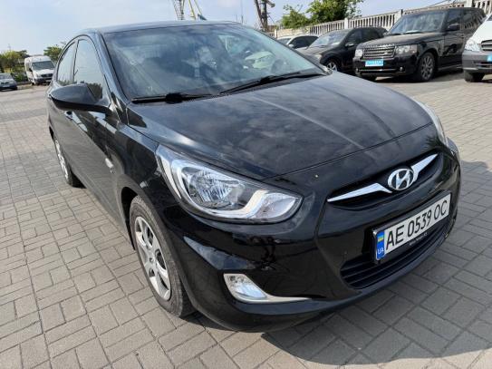 Hyundai Accent 2013р. у розстрочку