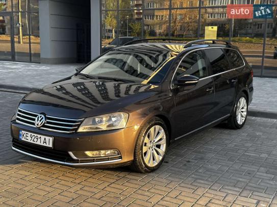 Volkswagen Passat                          2011г. в рассрочку