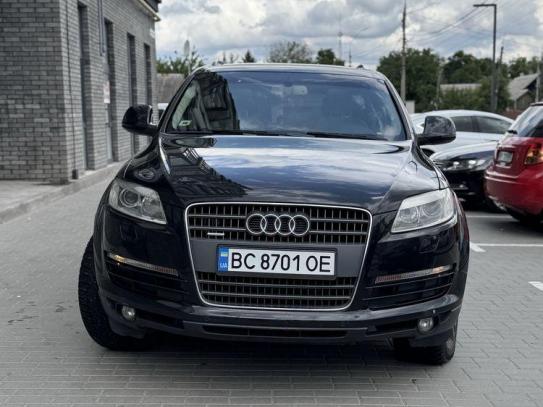 Audi Q7                              2006г. в рассрочку