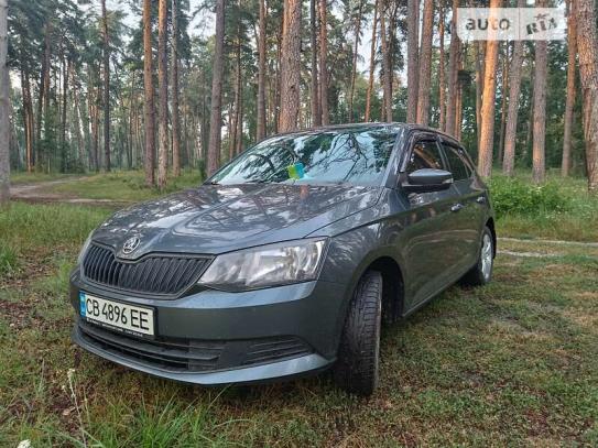 Skoda Fabia 2015р. у розстрочку