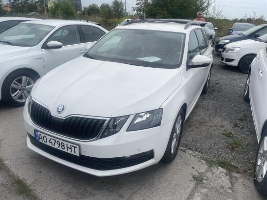 Skoda Octavia 2018г. в рассрочку