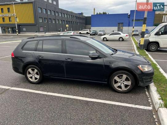 Volkswagen Golf 2015р. у розстрочку