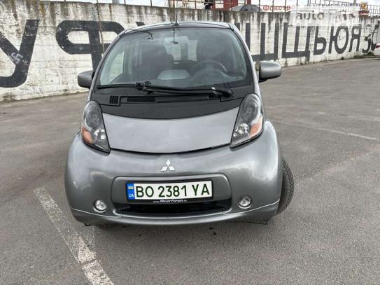 Mitsubishi I-miev 2010г. в рассрочку