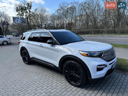 Ford Explorer
                        2019г. в рассрочку