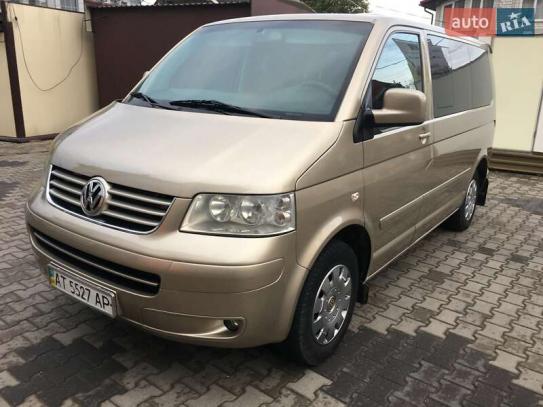 Volkswagen Caravelle 2009г. в рассрочку