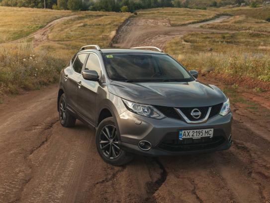 Nissan Qashqai                         2015г. в рассрочку