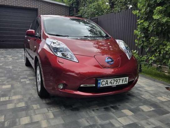 Nissan Leaf                            2012г. в рассрочку
