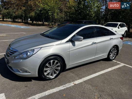 Hyundai Sonata 2014р. у розстрочку